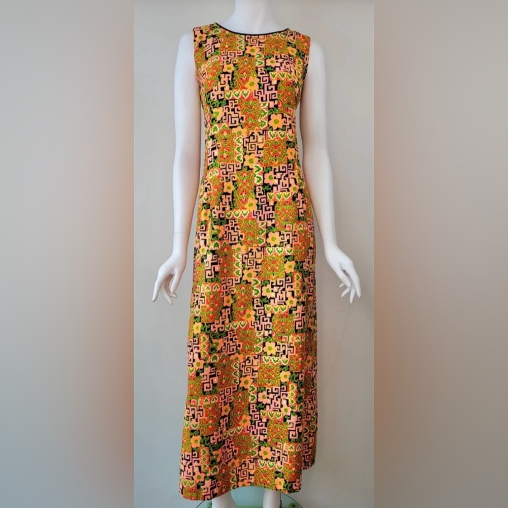 Vintage Indorables Dress - Picture 2 of 6